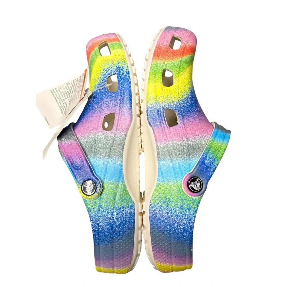 Crocs Multi Color Spray Dye - Picture 6 of 8